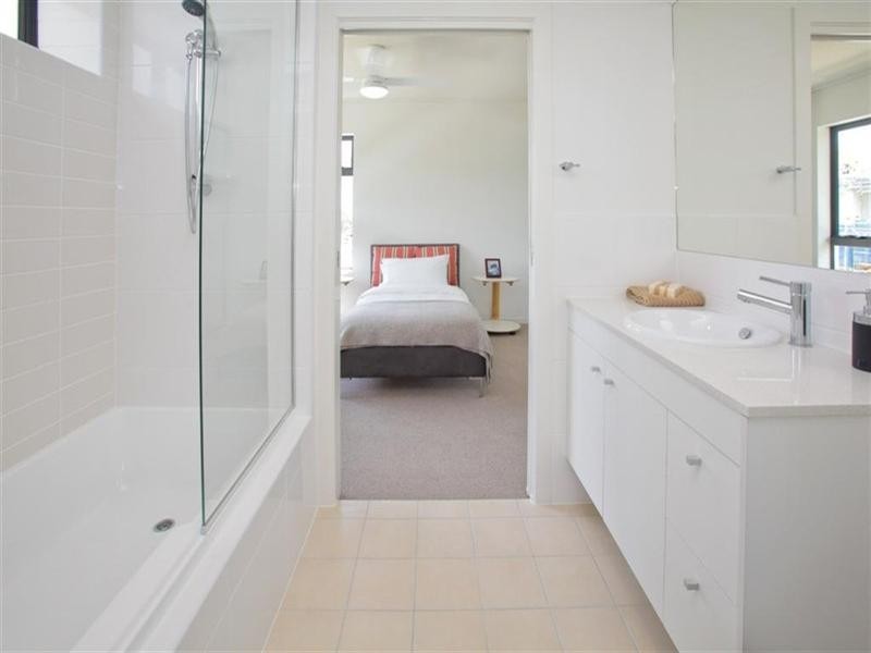 3306/16 Surbiton Court, Carindale QLD 4152