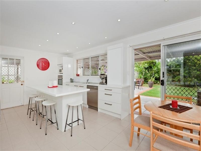 5 Boorala Crescent, Eight Mile Plains QLD 4113