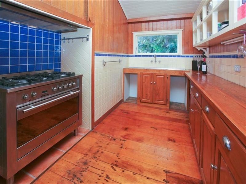 10 Laura Street, Tarragindi QLD 4121