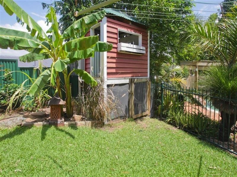 17 Casmaria Street, Mansfield QLD 4122