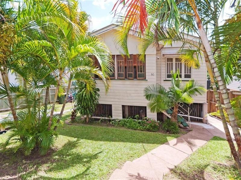 30 Raff Avenue, Holland Park QLD 4121