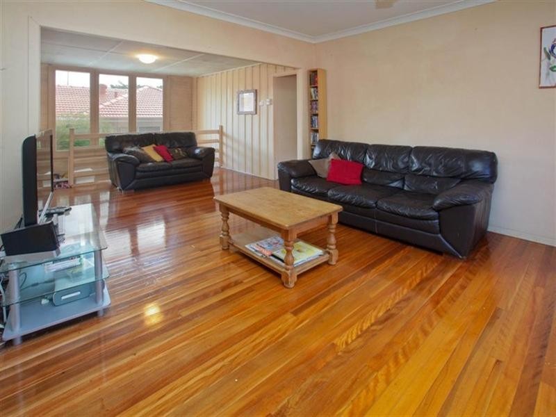 129 Harold Street, Holland Park QLD 4121