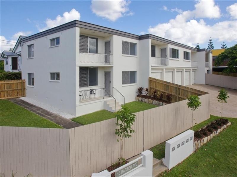 2,3 and 4/15 Barter Avenue, Holland Park QLD 4121
