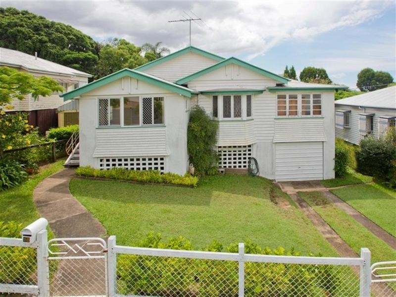 16 Pelham Street, Coorparoo QLD 4151