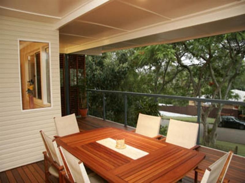 17 Dagmar Street, Holland Park West QLD 4121