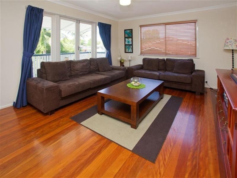 450 Nursery Road, Holland Park QLD 4121