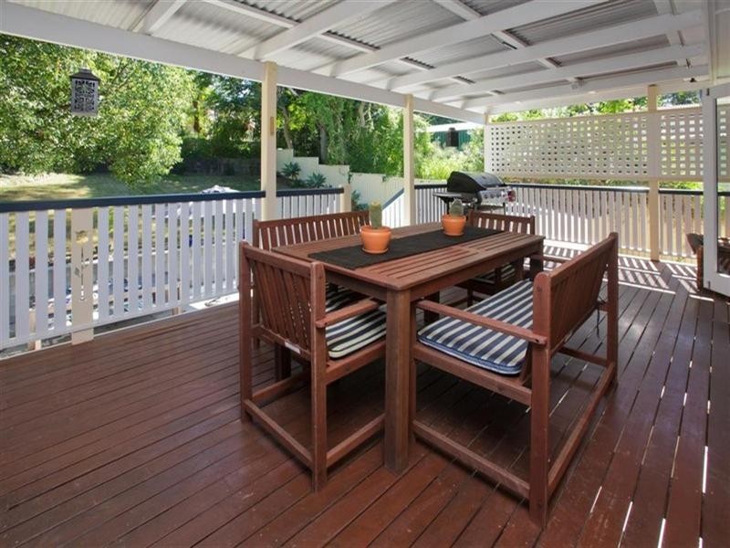 450 Nursery Road, Holland Park QLD 4121