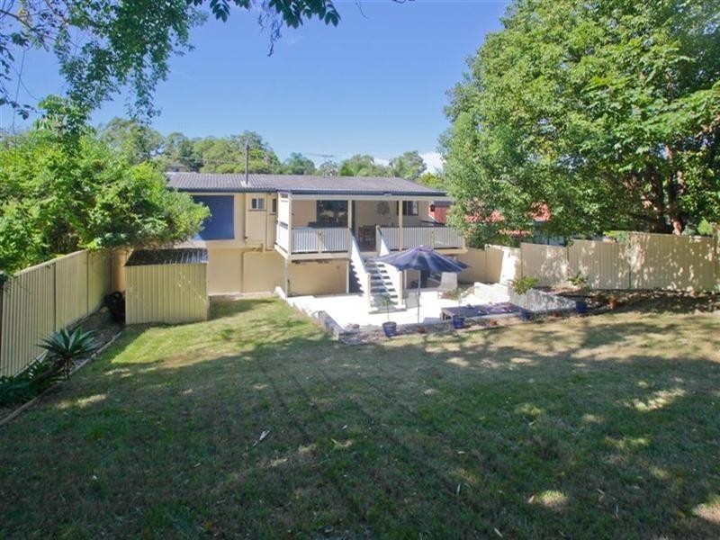 450 Nursery Road, Holland Park QLD 4121