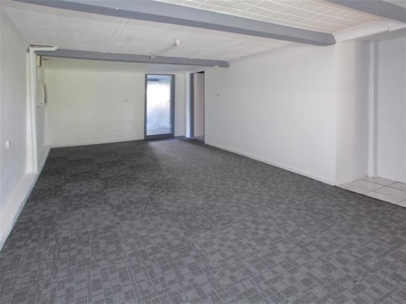 68 Mar Street, Holland Park QLD 4121