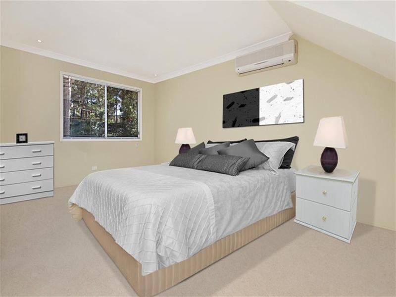 264 Oates Avenue, Holland Park QLD 4121