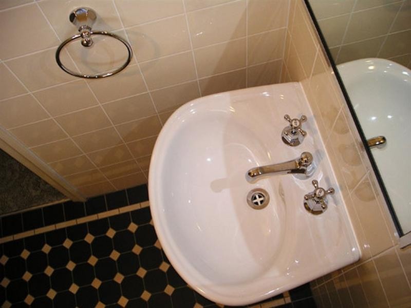 56 Hockings Street, Holland Park West QLD 4121