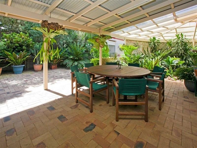 8 Kiandra Close, Wishart QLD 4122