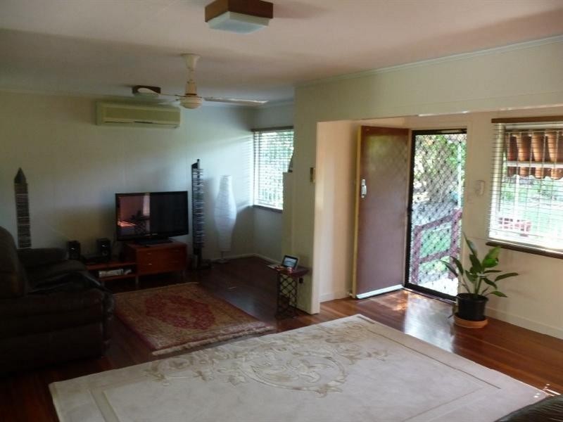 48 Grunert Street, Holland Park QLD 4121