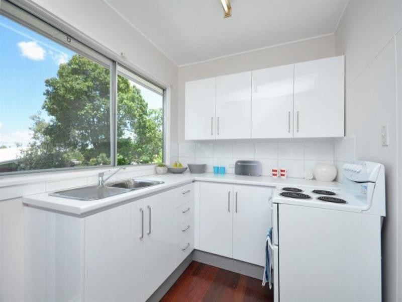 4/33 Yuletide Street, Holland Park West QLD 4121