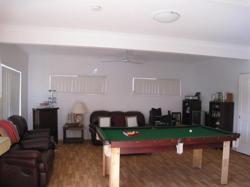 5 Pond Street, Mount Gravatt East QLD 4122