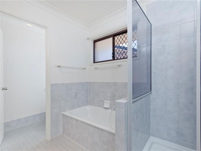 7 Boorala Crescent, Eight Mile Plains QLD 4113