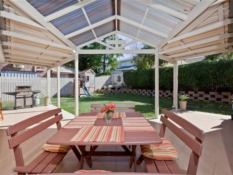 24 Nardie Street, Eight Mile Plains QLD 4113