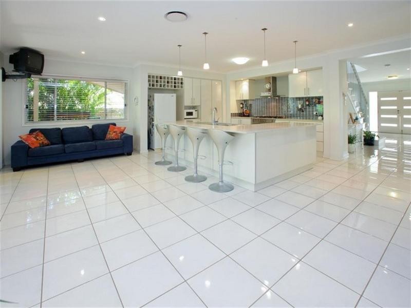 130 Morialta Street, Mansfield QLD 4122