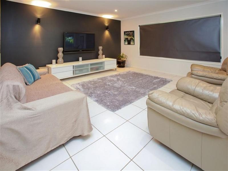 130 Morialta Street, Mansfield QLD 4122