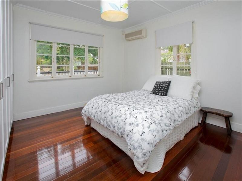 41 Coonara Street, Holland Park QLD 4121