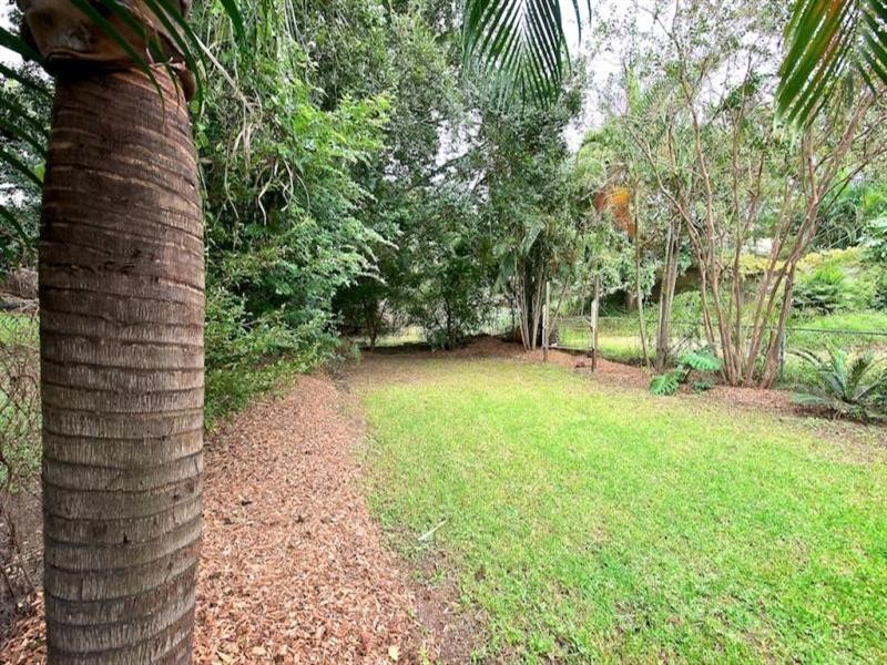 293 Nursery Road, Holland Park QLD 4121