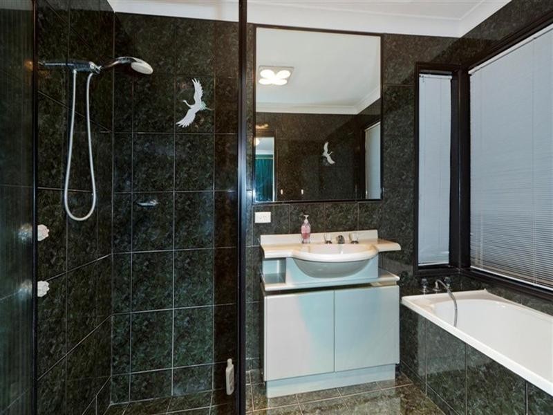 9 Goorari Street, Eight Mile Plains QLD 4113