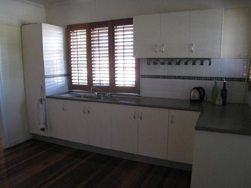 43 Cape Street, Holland Park QLD 4121