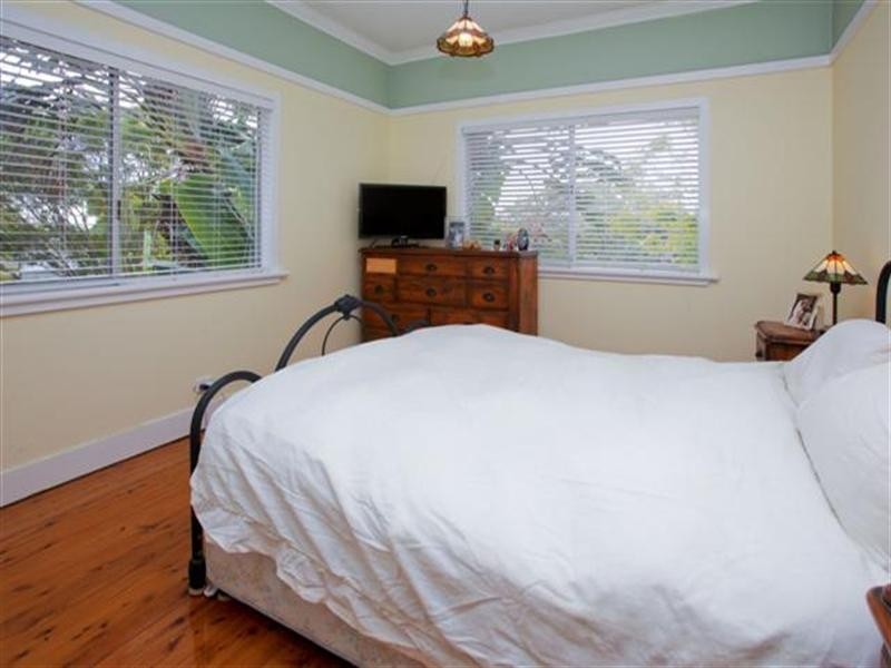 18 Fork Street, Coorparoo QLD 4151