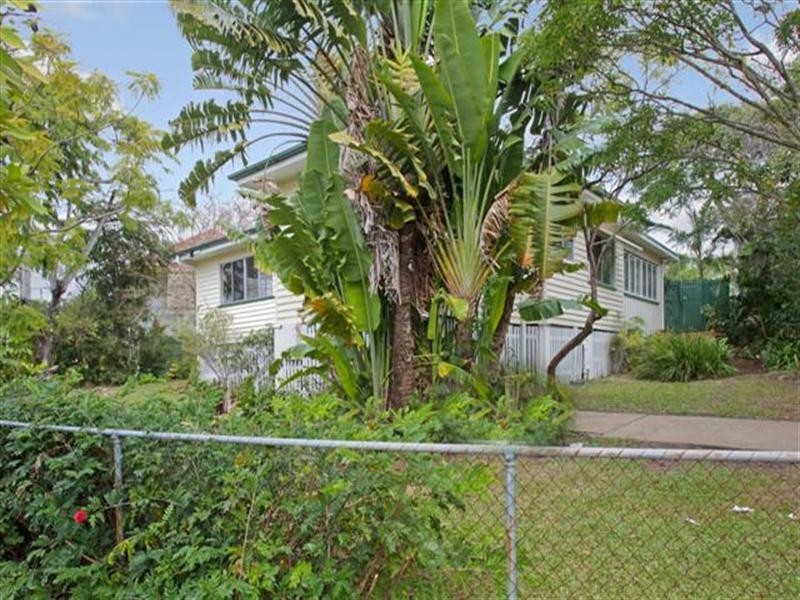 18 Fork Street, Coorparoo QLD 4151