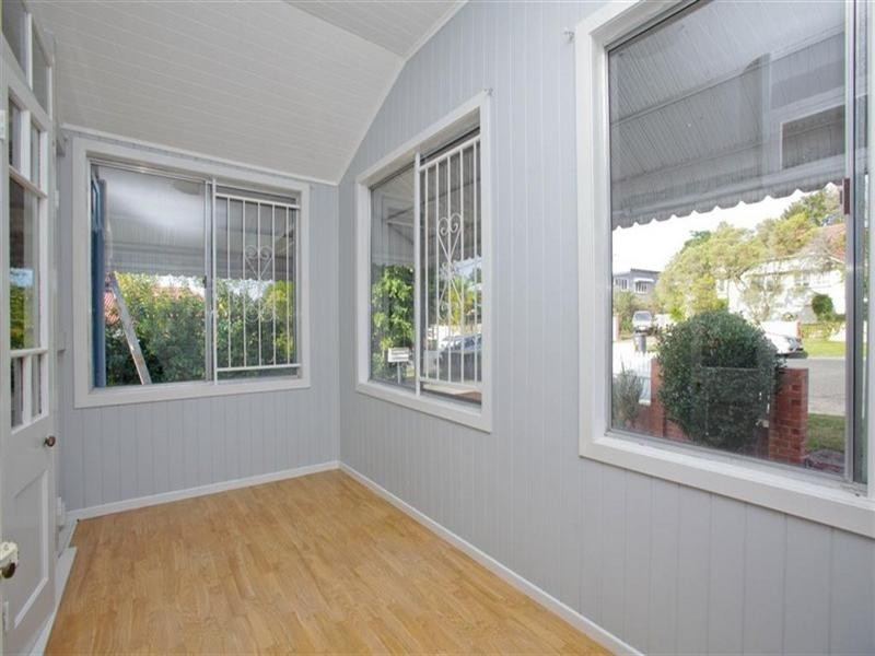 12 Harold Street, Holland Park QLD 4121