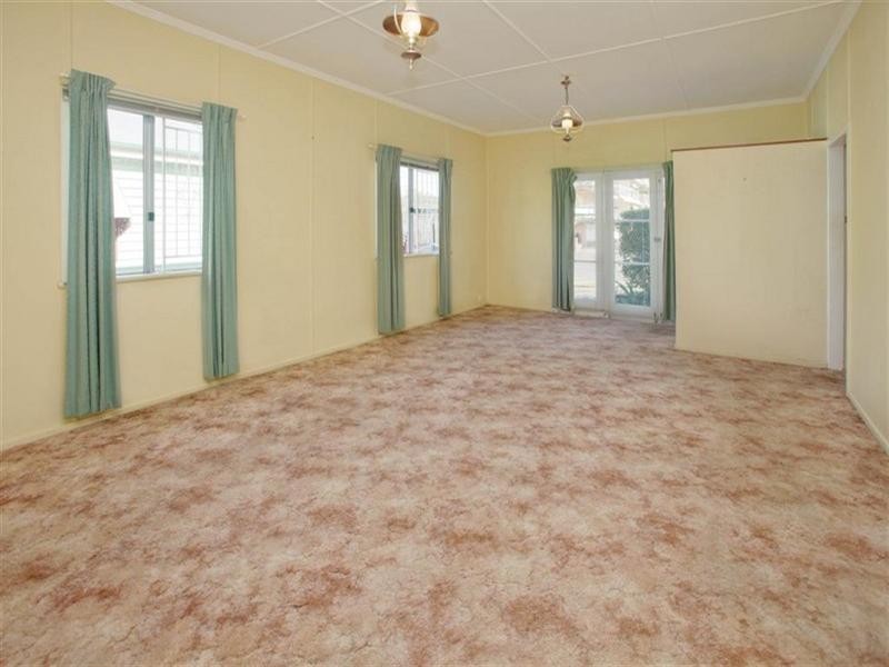 12 Dowar Street, Coorparoo QLD 4151