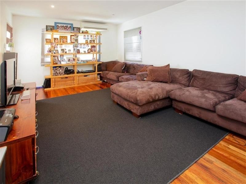 86 Diamond Street, Holland Park QLD 4121