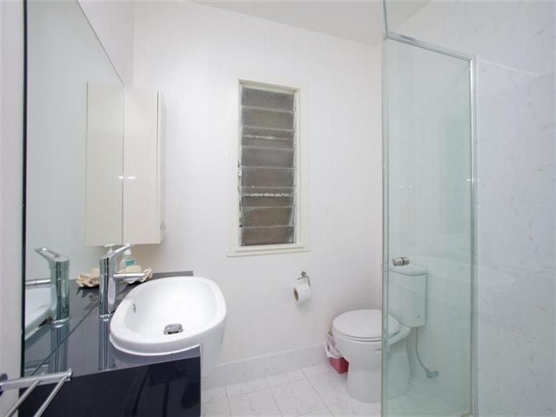 86 Diamond Street, Holland Park QLD 4121