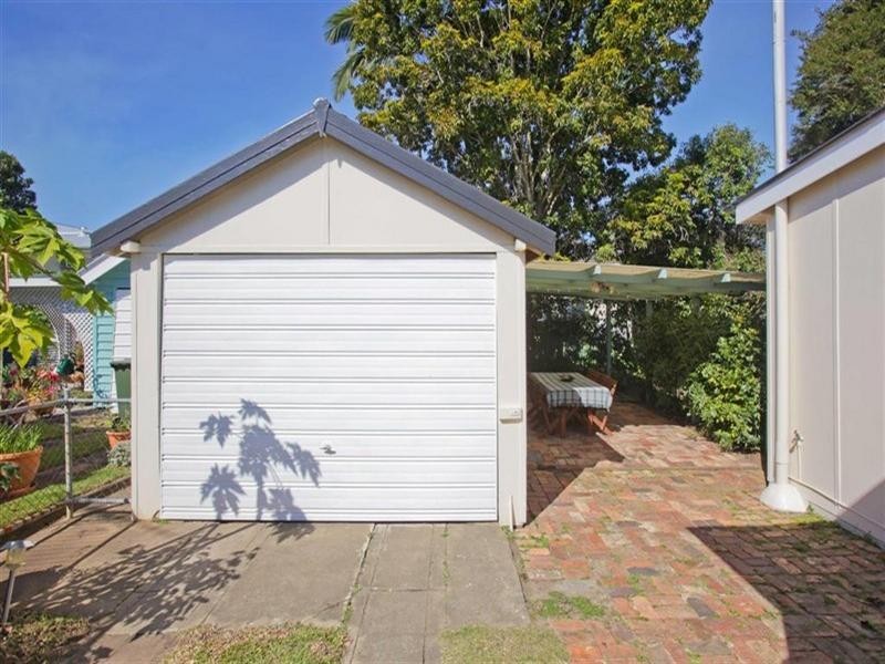 23 Murton Avenue, Holland Park QLD 4121