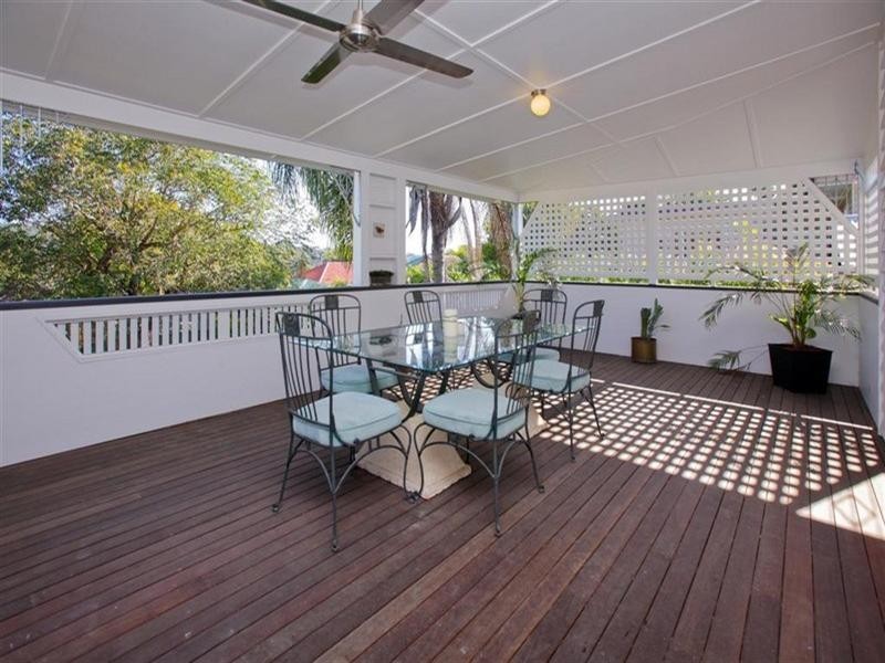 41 Emma Street, Holland Park West QLD 4121