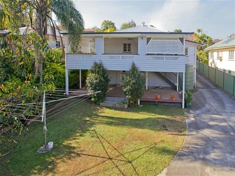41 Emma Street, Holland Park West QLD 4121