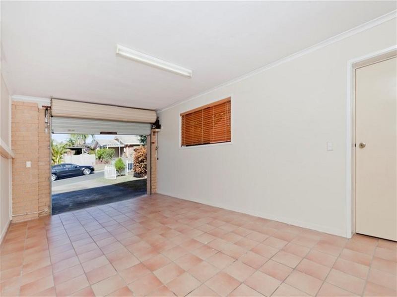 1 Boorala Crescent, Eight Mile Plains QLD 4113