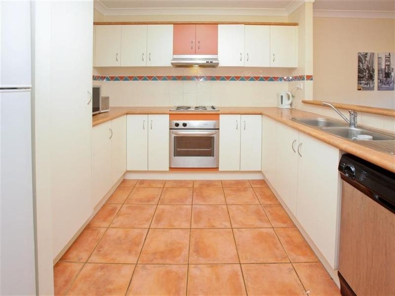 10/18 Delavan Street, Wishart QLD 4122