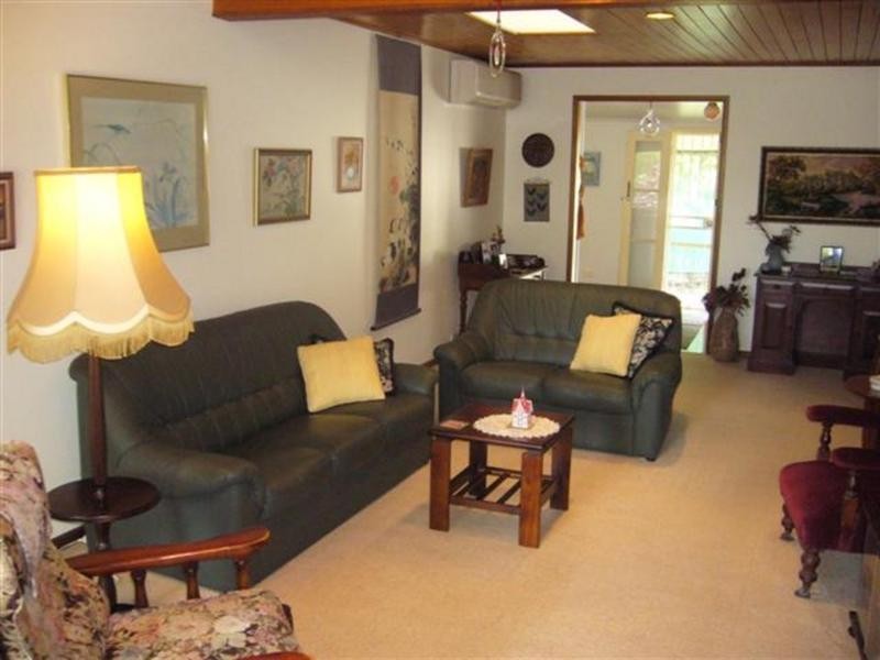 31 Justin Street, Holland Park West QLD 4121