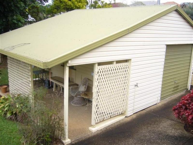 31 Justin Street, Holland Park West QLD 4121