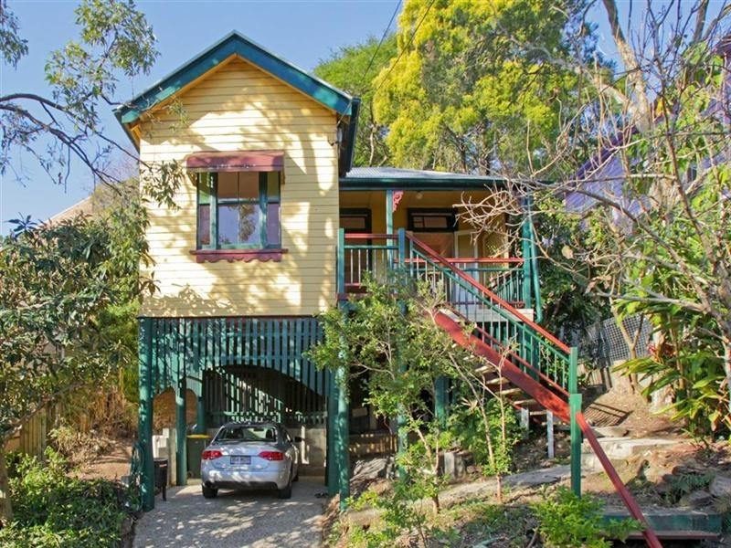5 Cross Street, Red Hill QLD 4059