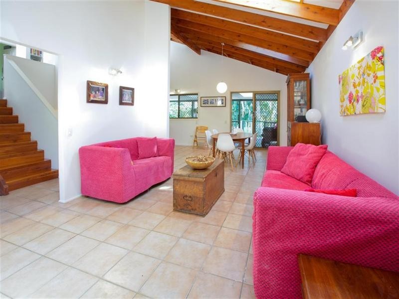 69 Brodie Street, Holland Park West QLD 4121