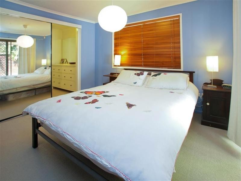 9 Stonyfell Court, Holland Park QLD 4121