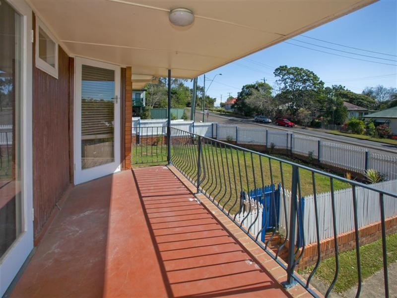 105 Esher Street, Holland Park West QLD 4121