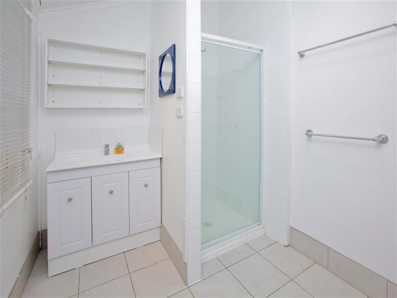 18 Broadway Street, Carina QLD 4152