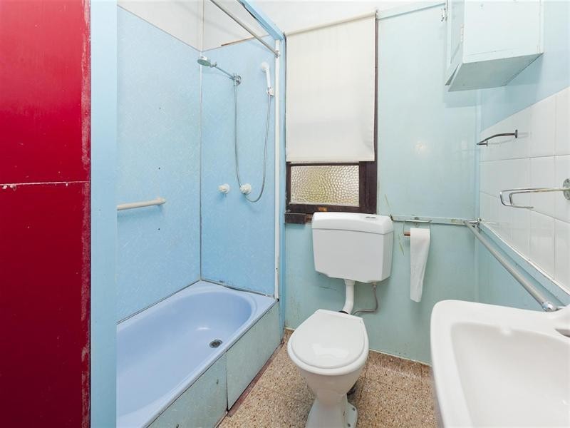 13 Esher Street, Tarragindi QLD 4121