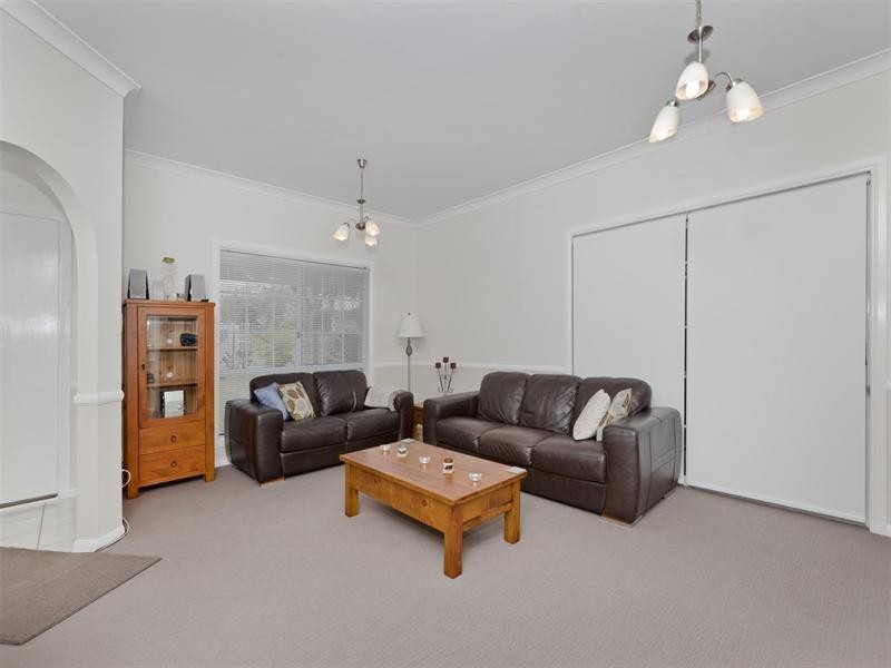 14 Blue Grass Crescent, Eight Mile Plains QLD 4113