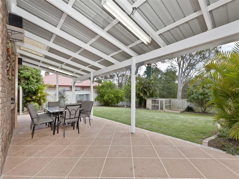 14 Blue Grass Crescent, Eight Mile Plains QLD 4113