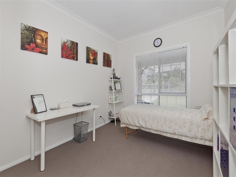 14 Blue Grass Crescent, Eight Mile Plains QLD 4113