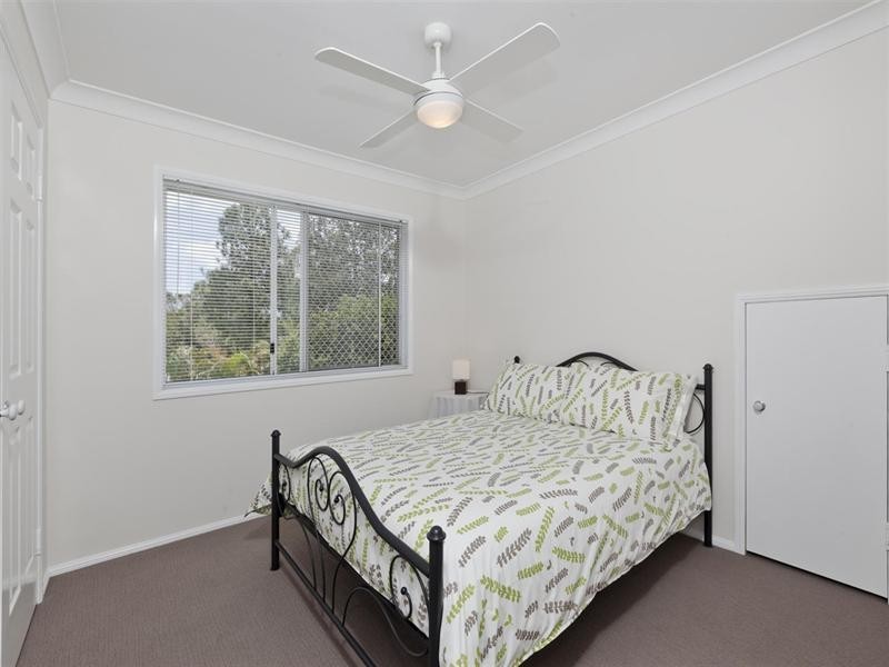 14 Blue Grass Crescent, Eight Mile Plains QLD 4113